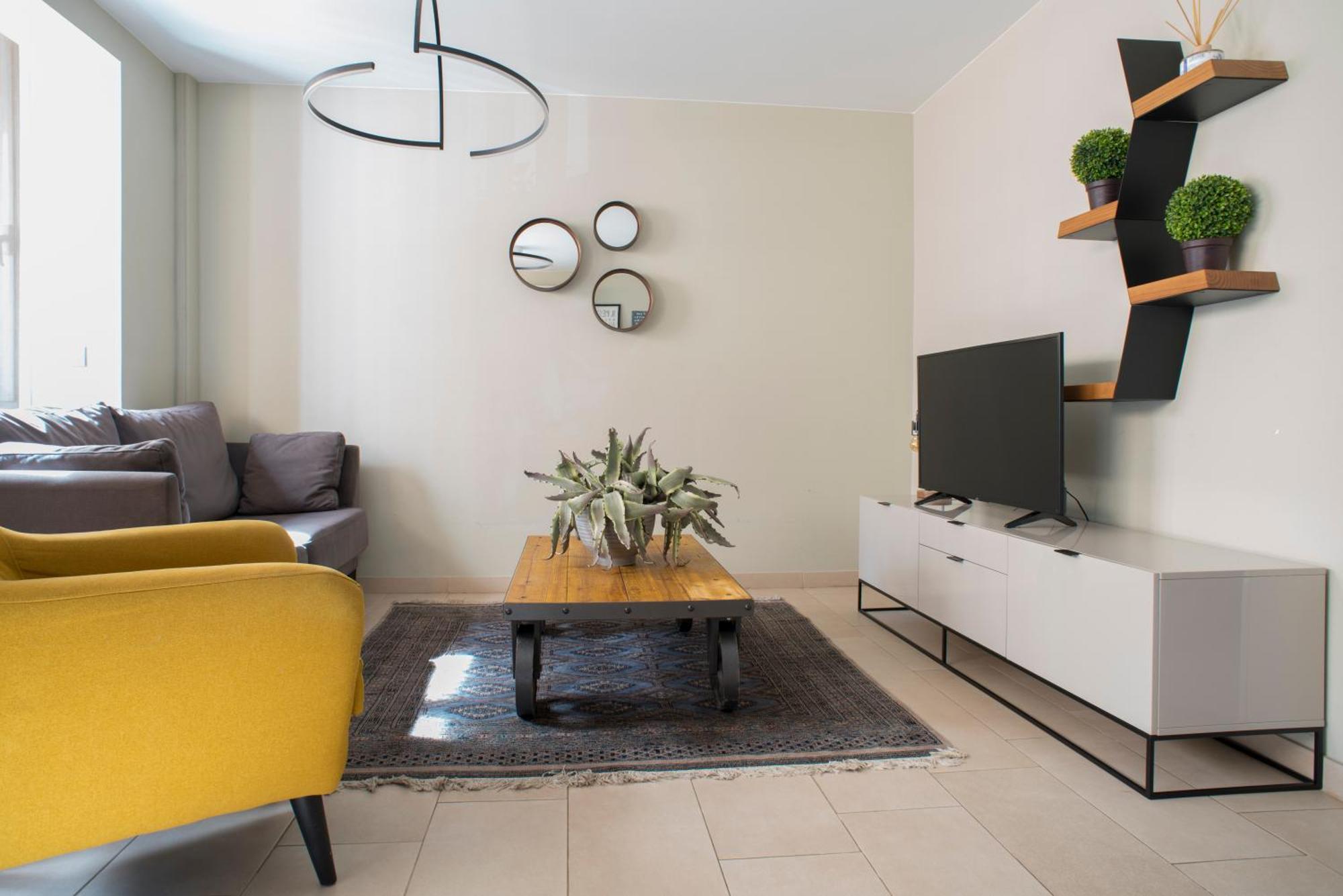 Apartaments Turistics Cardona II Exterior photo